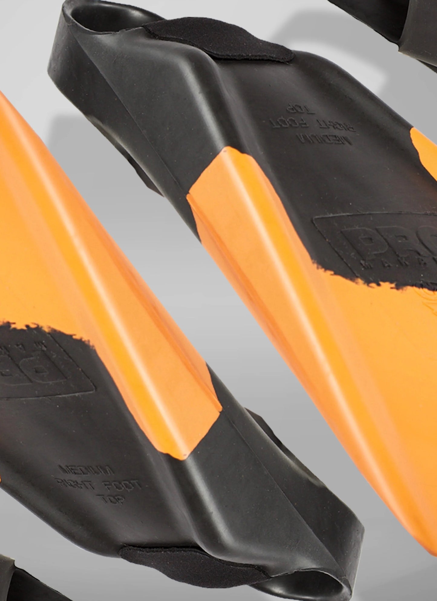 churchill-makapuu-pro-natural-gum-rubber-f8 FINSORANGE_BLACKZOOM.webp